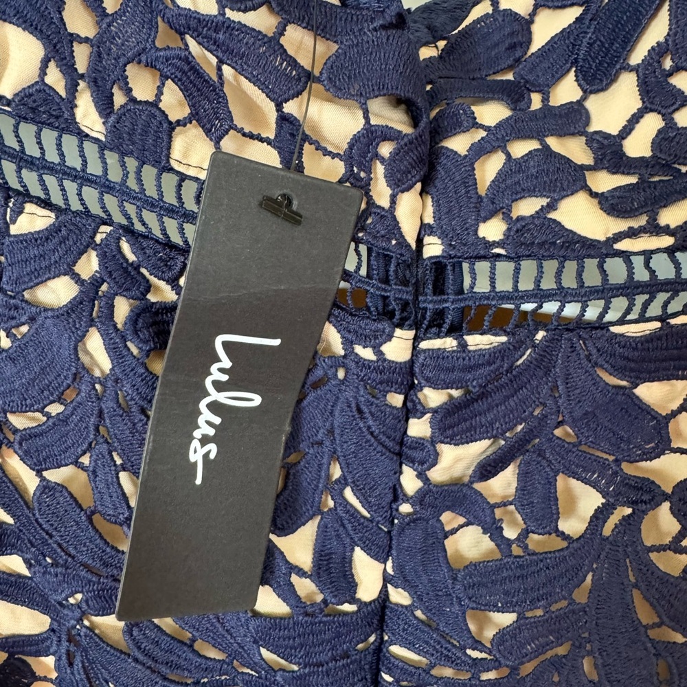Lulu’s Large Divine Destiny Navy Blue Lace Midi Dress New with Tags - Picture 5 of 11
